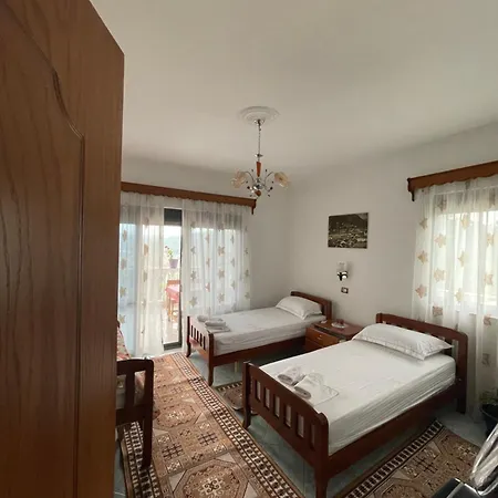 Xhuljon Bed & Breakfast Berat